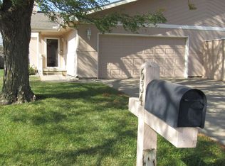 634 Fairdale Rd, Salina, KS 67401