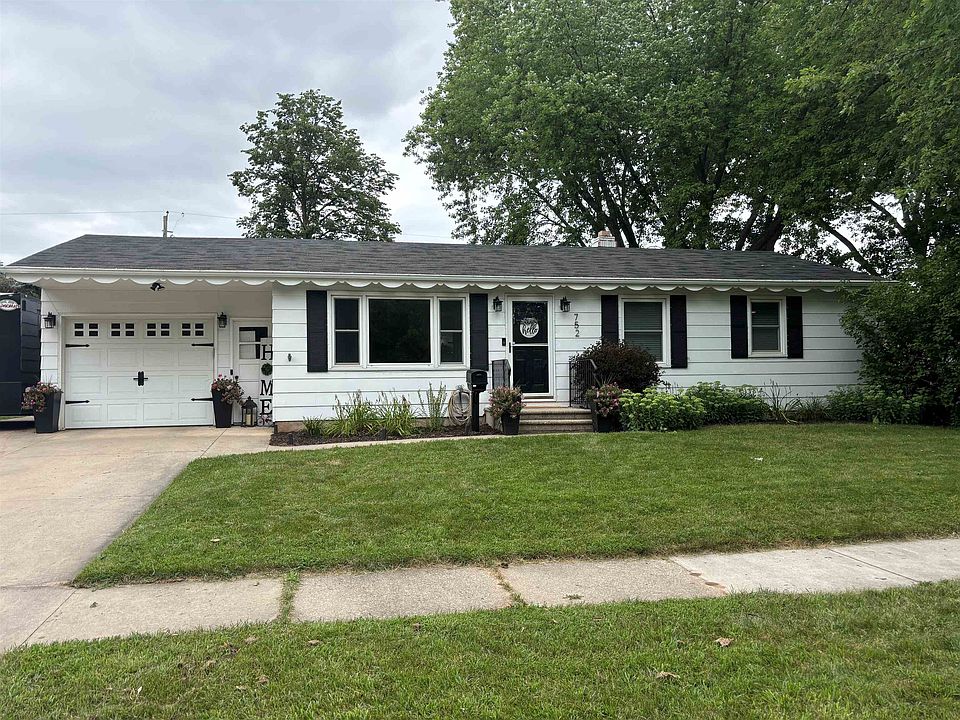 1st image of 752 Westwood Dr