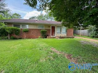 2816 Hillsboro Rd SW, Huntsville, AL 35805