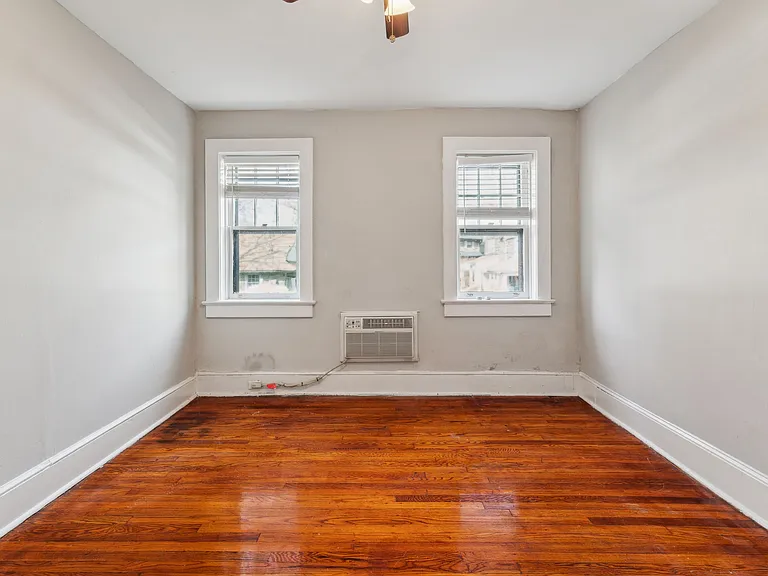 2254 Bryn Mawr Ave #14 — Photo 19