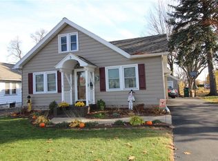 5 Veness Ave, Rochester, NY 14616