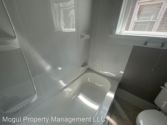 4th image of 2206 Portis Ave #11249802