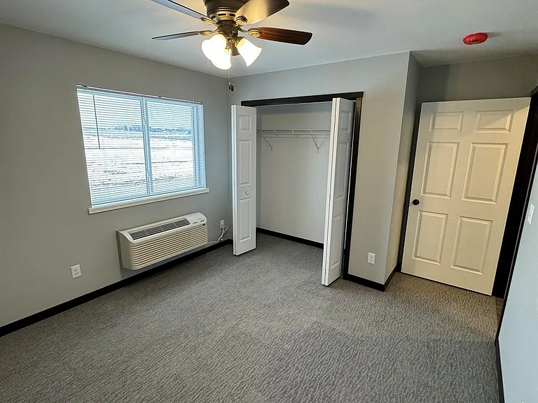 7758 Adrina Dr — Photo 45