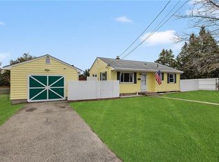 7 Casey Dr, Middletown, RI 02842
