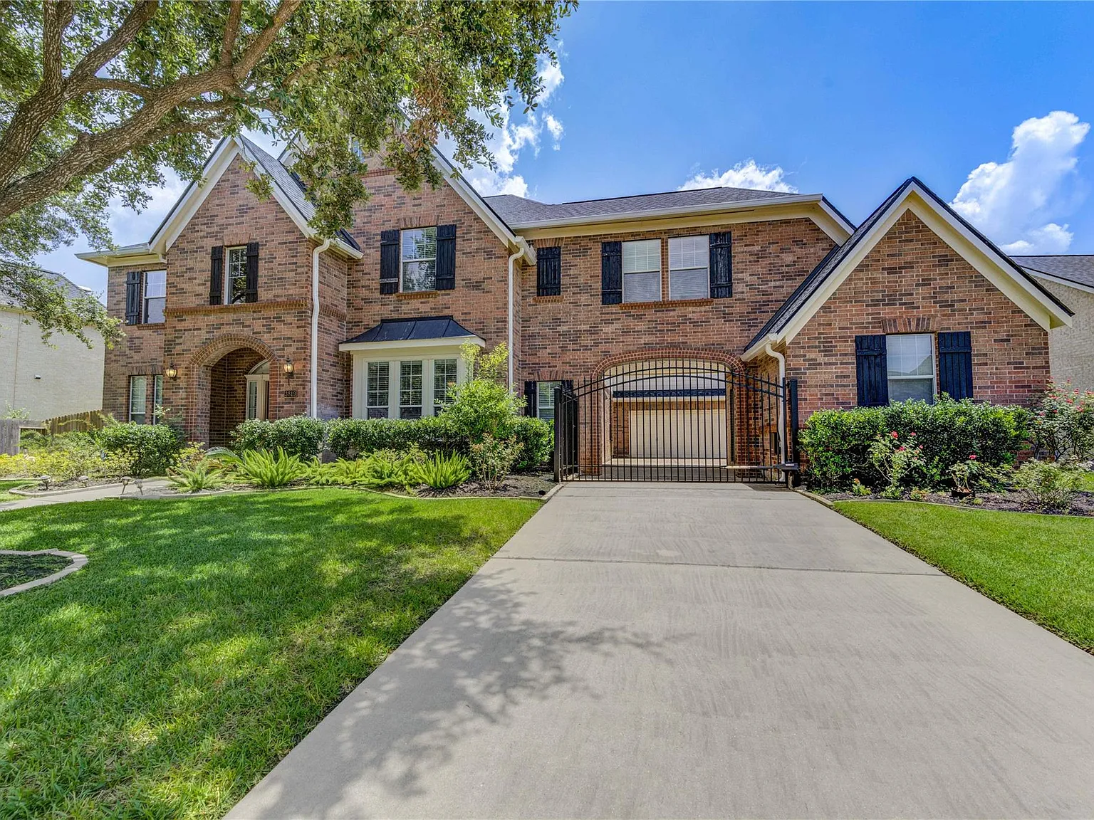 5 bed, 3.5 bath, 4245 sqft, $4,250 — Photo 3