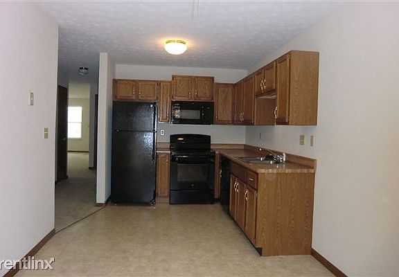 Woodbridge 1219 Kitchen 2-13-15