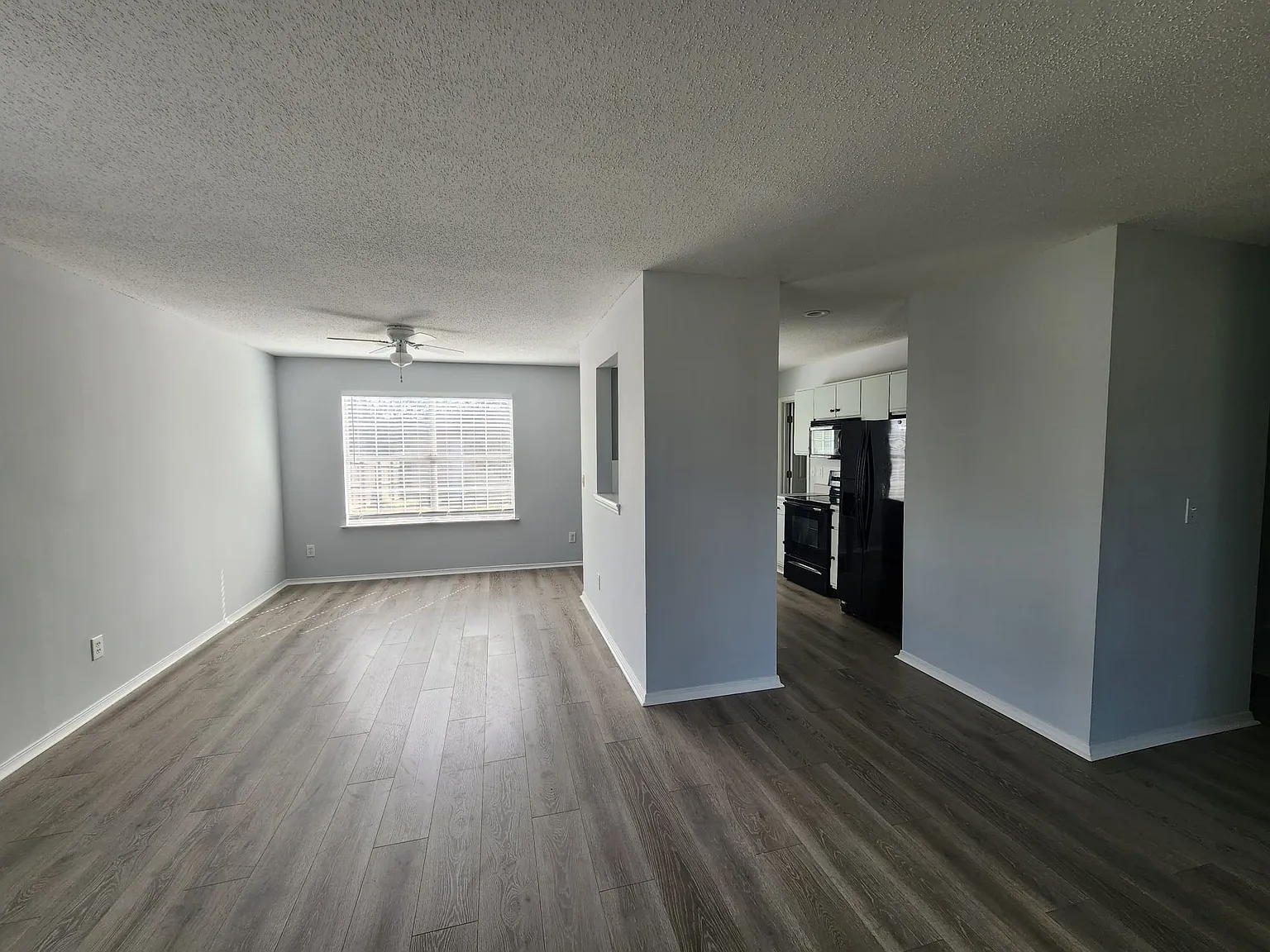 3 bed, 1420 sqft, $1,950 — Photo 4