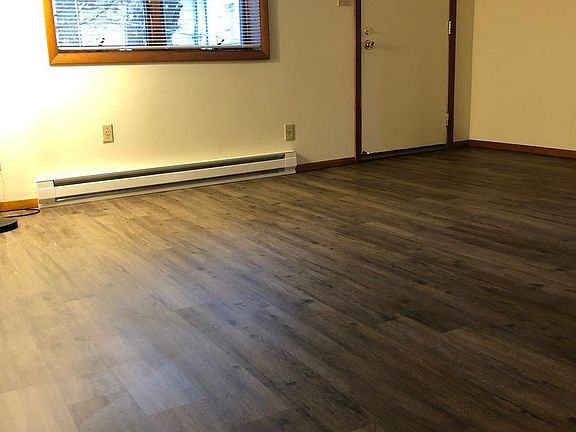 3rd image of 509 S Poplar St APT 3