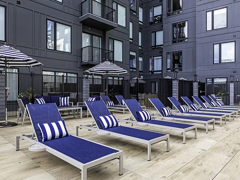 Pooldeck