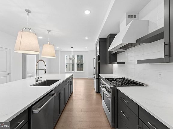 4th image of 112B Locke St Lot 2021