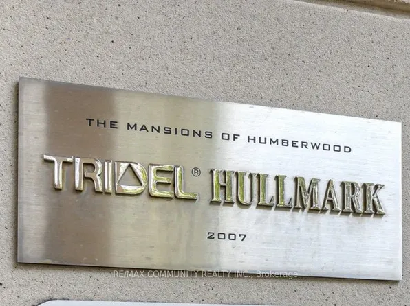 710 Humberwood Blvd #2808, Toronto, ON M9W 7J5