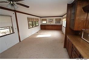 5th image of 169 W Lake Dr