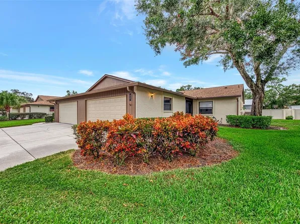 495 Oak Hill Cir #44, Sarasota, FL 34232