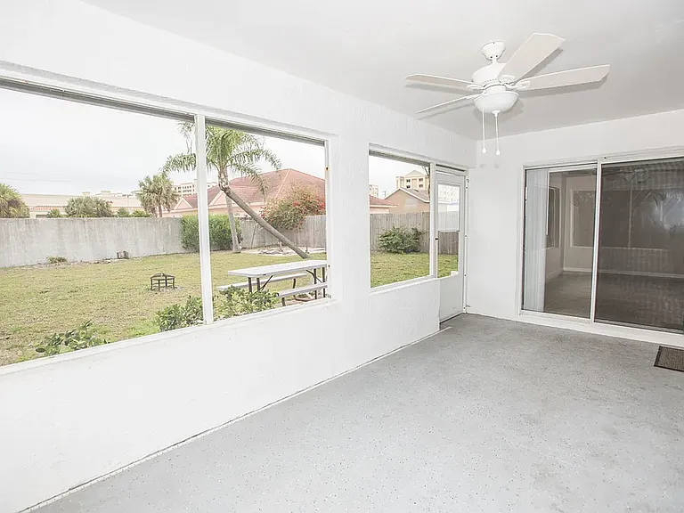 172 Lee Ave — Photo 23