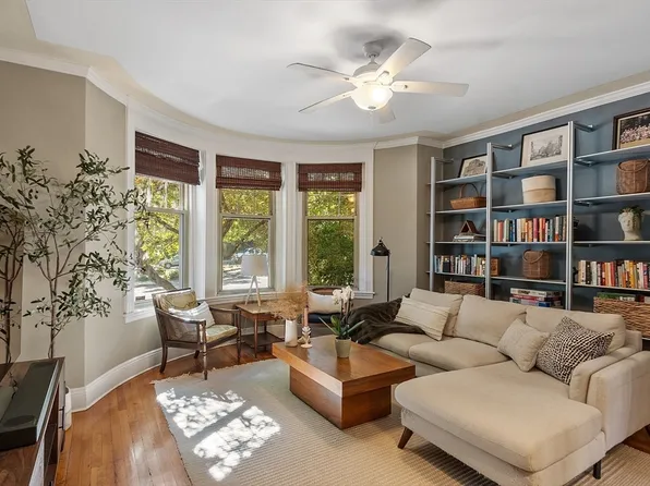 1236 Beacon St APT 1, Brookline, MA 02446