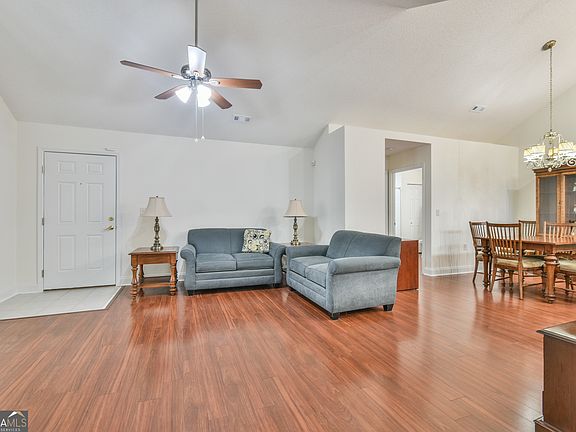 4th image of 3047 Orchard Ridge Cir