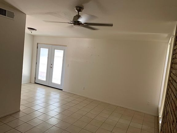 3rd image of 2131 S Granada Dr