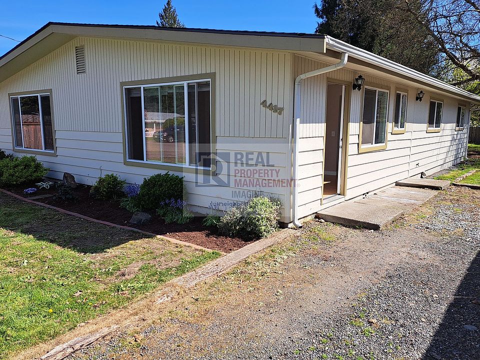 1st image of 4417 21st Ct SE