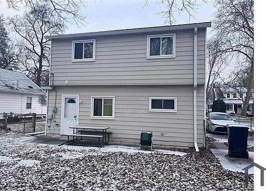 1st image of 704 Virginia Pl