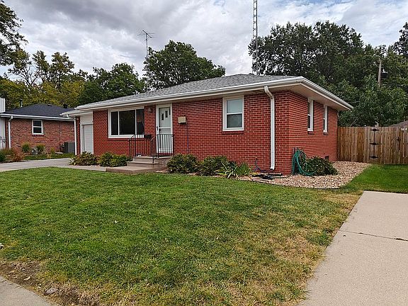 2nd image of 640 N 66th St
