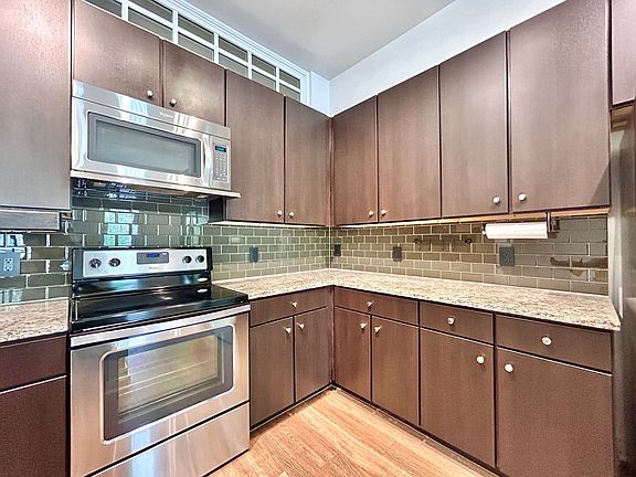 5th image of 1900 Barton Springs Rd Unit 2007