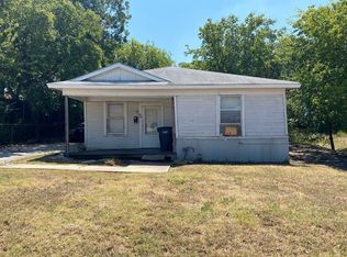 3010 Avenue C, Fort Worth, TX 76105