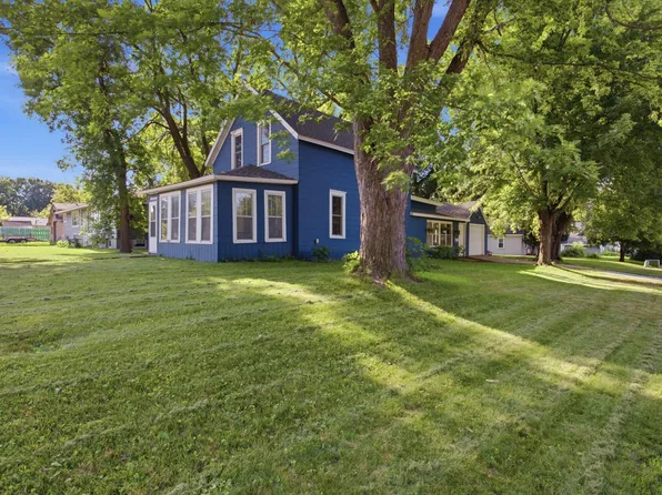 1223 Litchfield Ave SW, Willmar, MN 56201