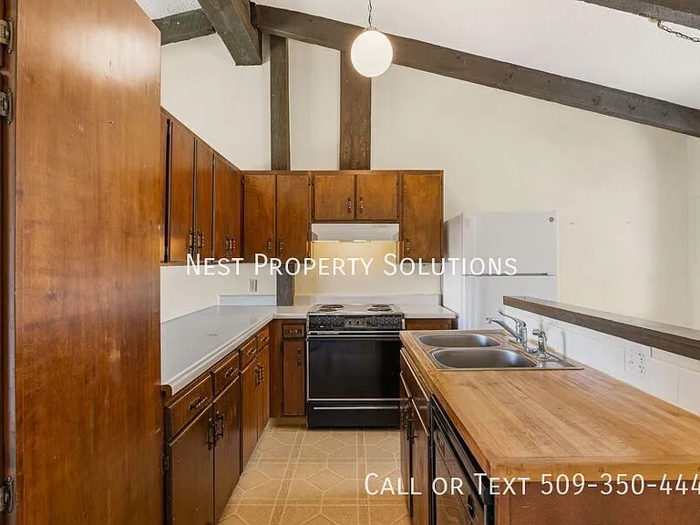 101 Wildflower St NE #3 — Photo 7