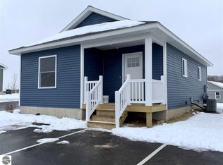 1138 Olive Pl, Traverse City, MI 49696