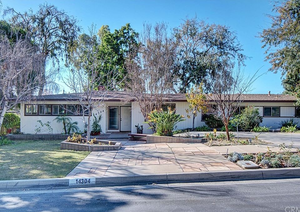 1st image of 14304 Linda Vista Dr