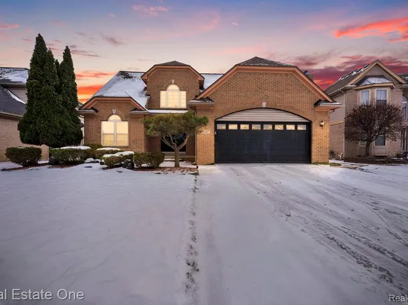 15405 Oakleigh, Southgate, MI 48195