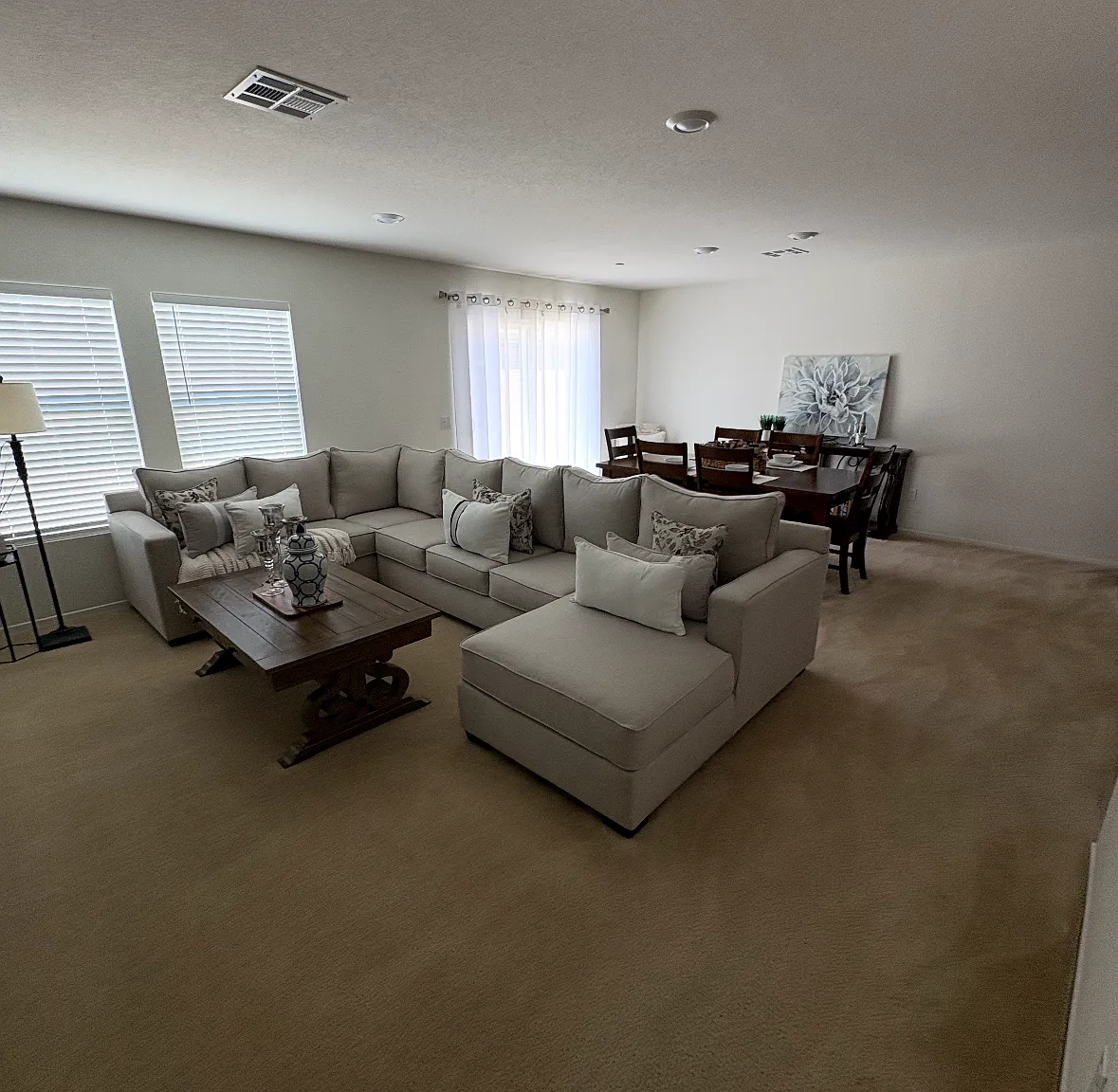4 bed, 1779 sqft, $2,600 — Photo 2