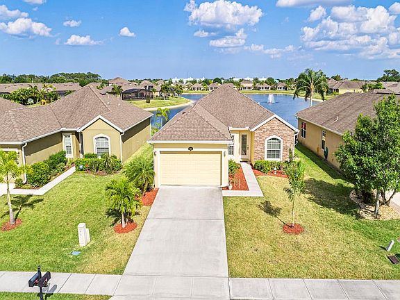 2nd image of 8082 Westfield Cir