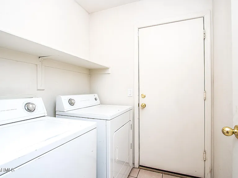 12522 W Grant St — Photo 23