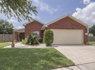 7503 Omaha Dr, Baytown, TX 77521