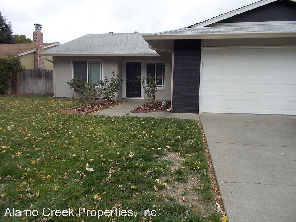 1st image of 361 Edwin Dr