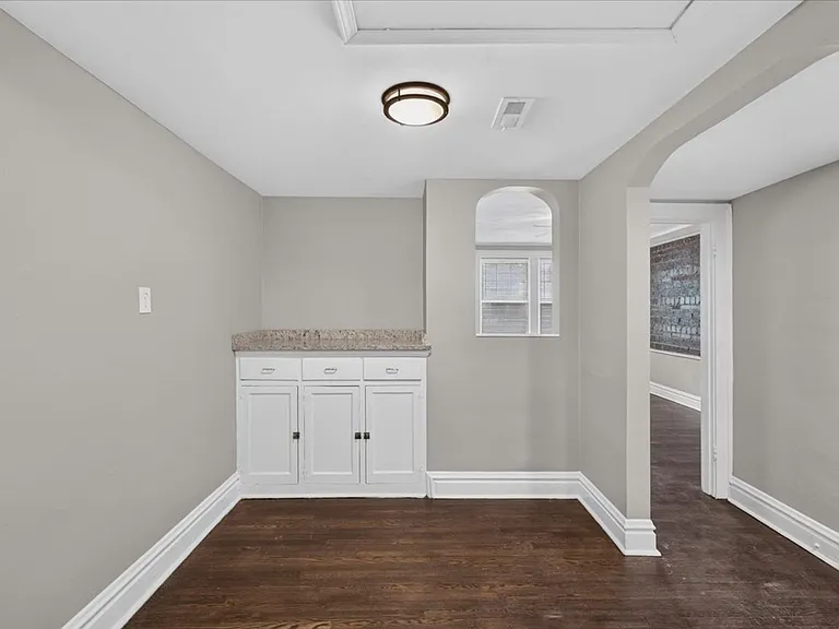 1949 Alfred Ave #1S — Photo 14