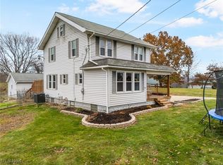 3840 Waynesburg Dr SE, Canton, OH 44707