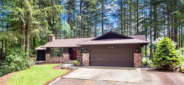 Attractive rambler with wood and brick exterior, new roof, heat pump, Trex deck and RV parking!  Tumwater Schools, Community Park with club house too!