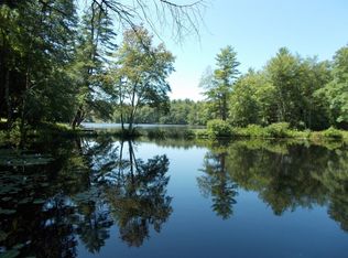 146 Shoreline Dr, Ware, MA 01082