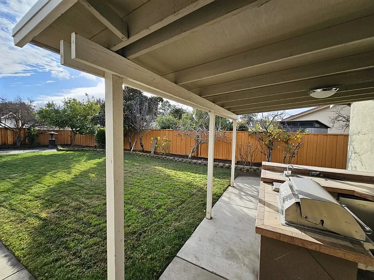 5686 Geranium Ct — Photo 16