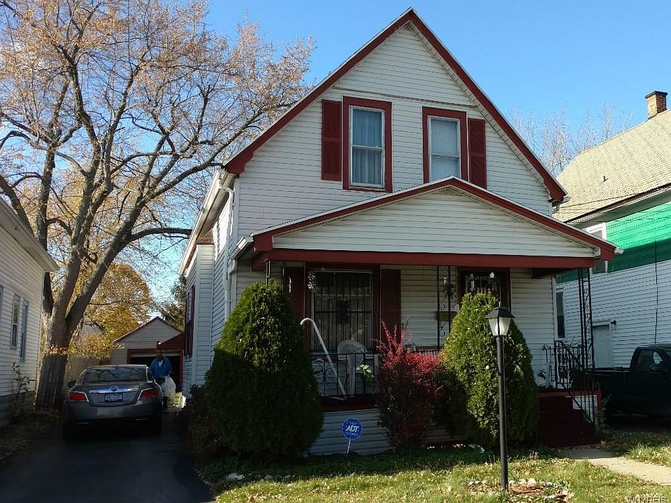 1st image of 348 Northumberland Ave