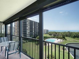15 Bluebill Ave APT 402, Naples, FL 34108