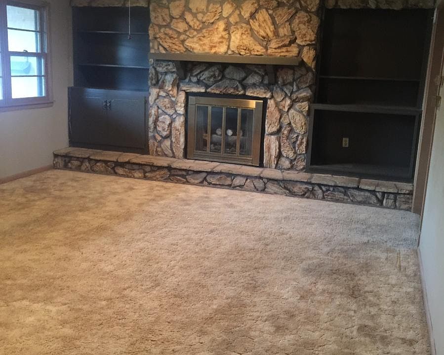 2nd image of 218 Urbana Dr