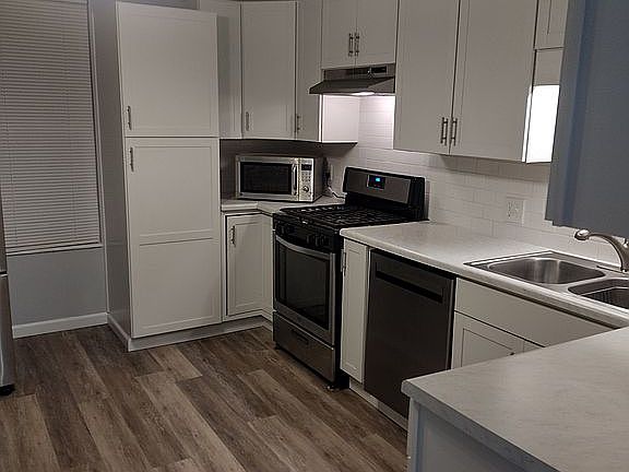 3rd image of 116 Virginia St