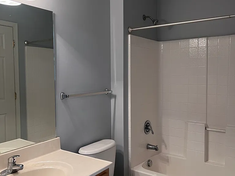 Dunn Loring Metro Apartments — Photo 14