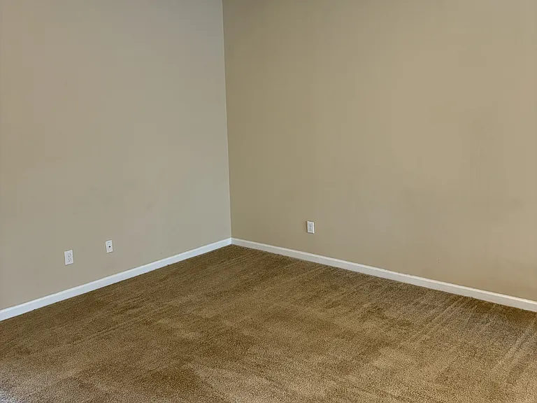 3605 Landshire View Ln — Photo 17