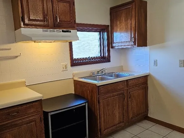 11 Cook St #3, Fall River, MA 02724