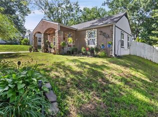 5010 Harmony Dr, Kansas City, KS 66106