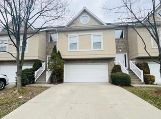 418 Cassina Dr, Morgantown, WV 26505